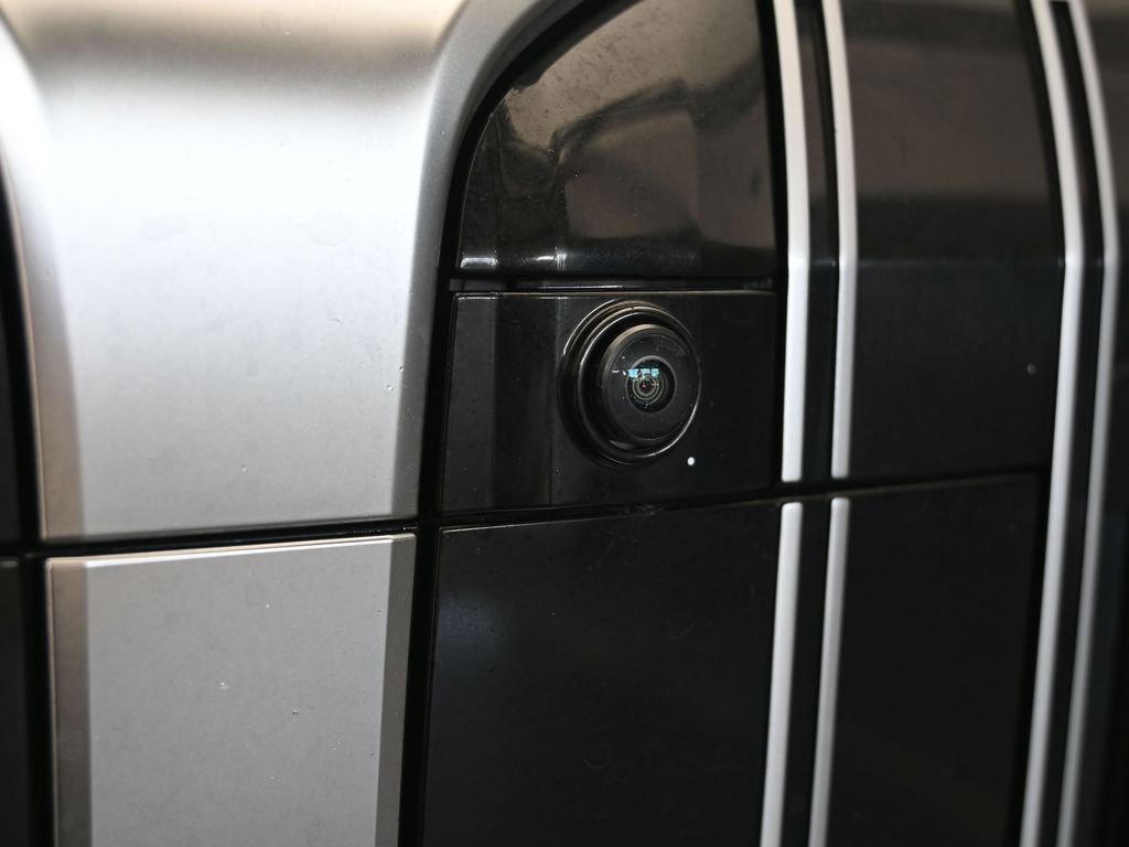 Used 2024 BMW 530i xDrive image 61