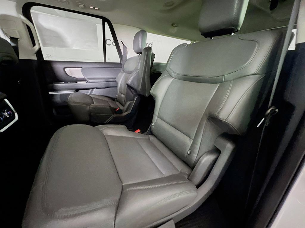 New 2026 Ford Expedition Max Active image 31