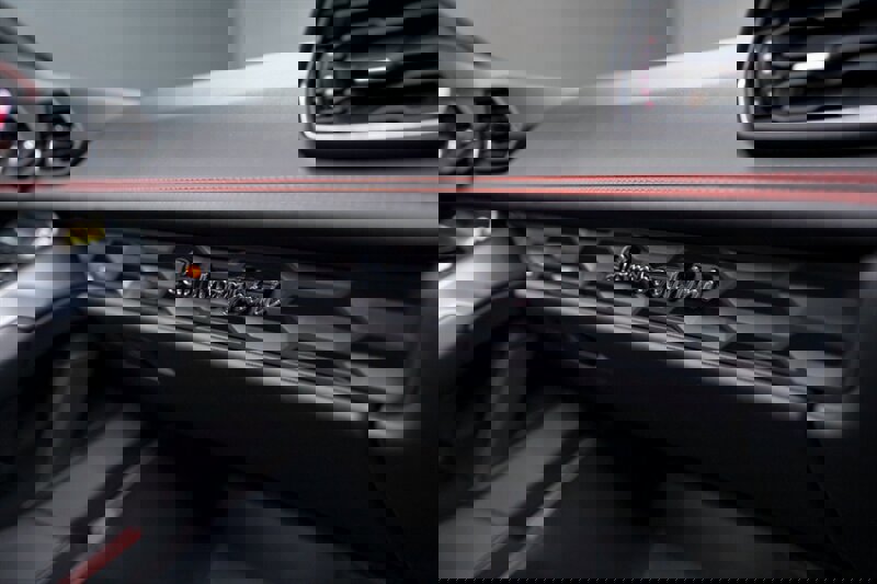 Used 2019 Lamborghini Huracan LP 580-2 image 12