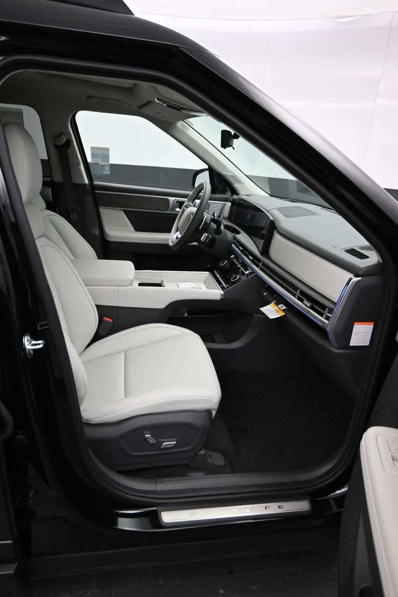 New 2026 Hyundai Santa Fe Calligraphy AWD/4WD image 11