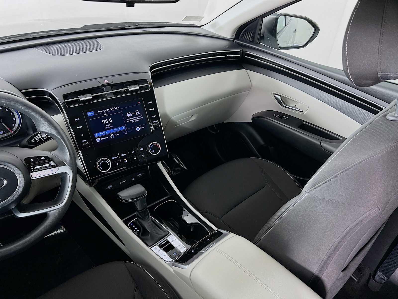 Certified 2023 Hyundai Tucson SEL AWD/4WD image 23