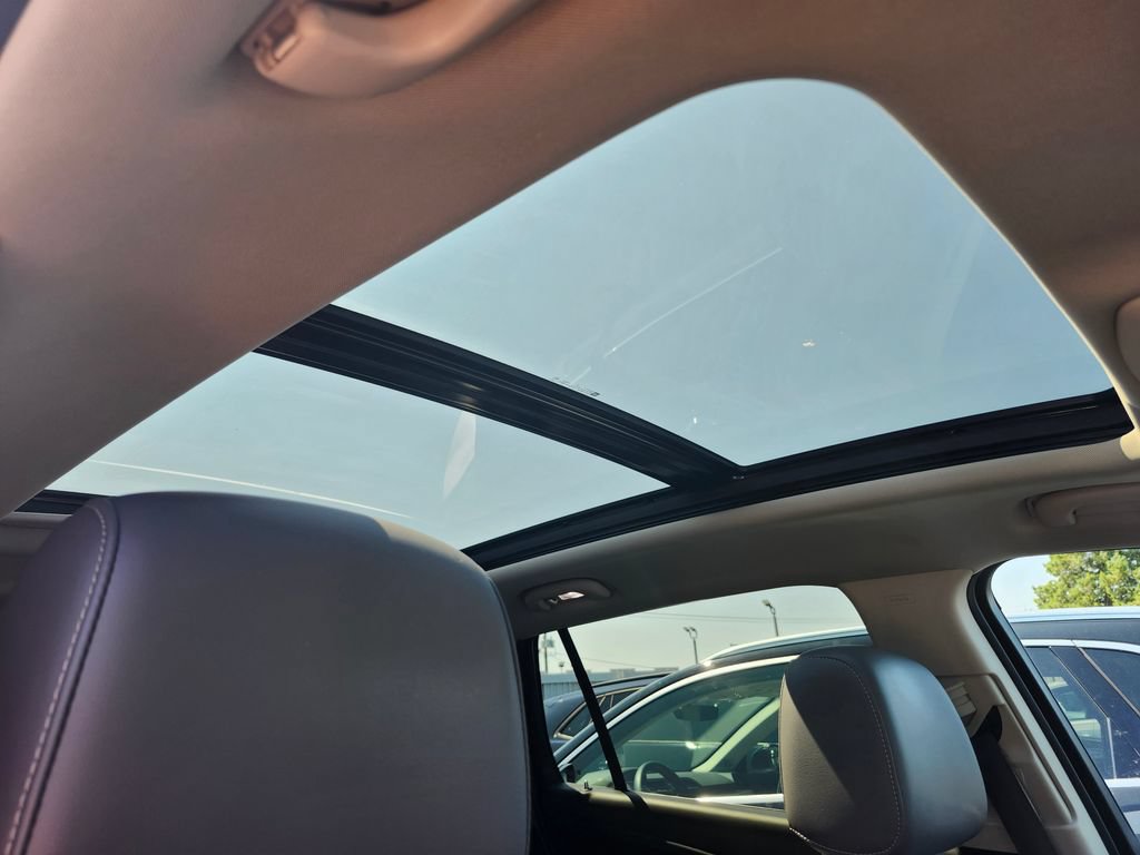 Used 2019 Buick Envision Premium AWD/4WD image 11