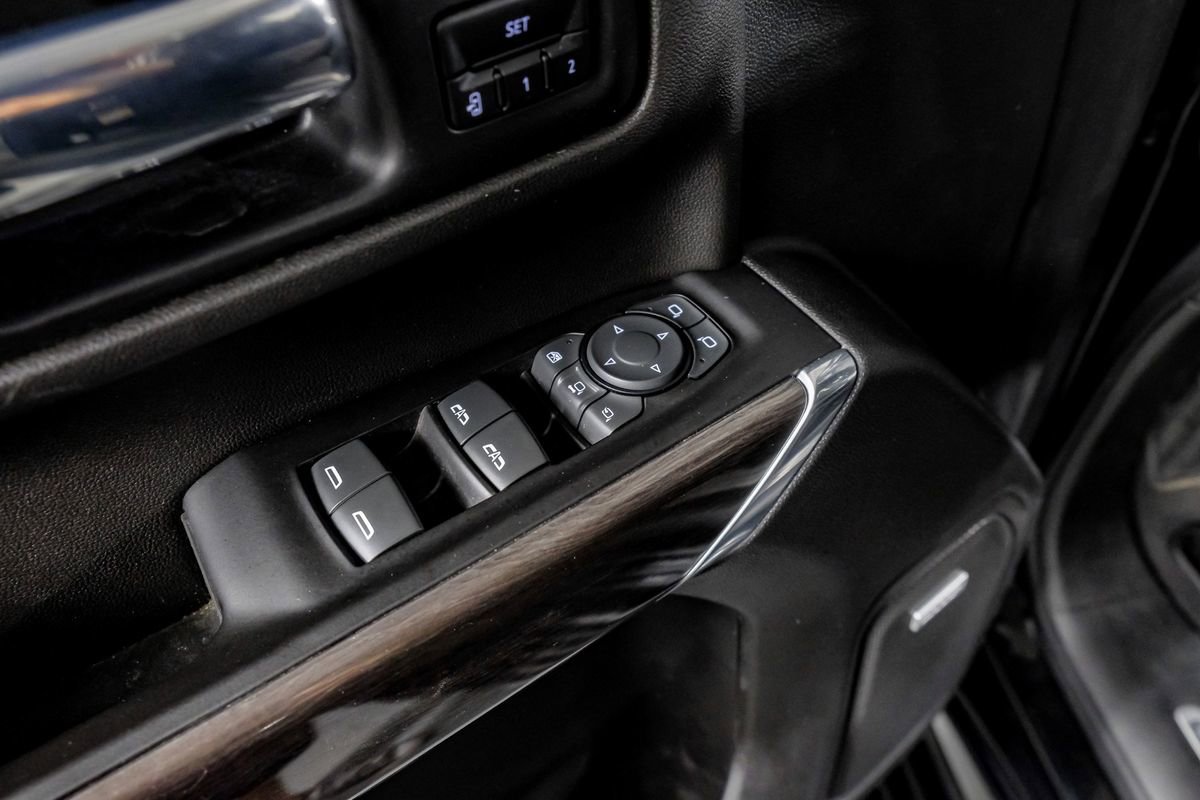 Used 2022 Chevrolet Silverado 2500 LTZ w/ LTZ Plus Package image 34