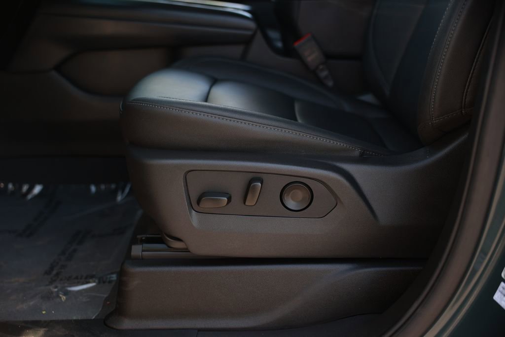 Used 2026 Chevrolet Tahoe Z71 w/ Z71 Off-Road Package image 19