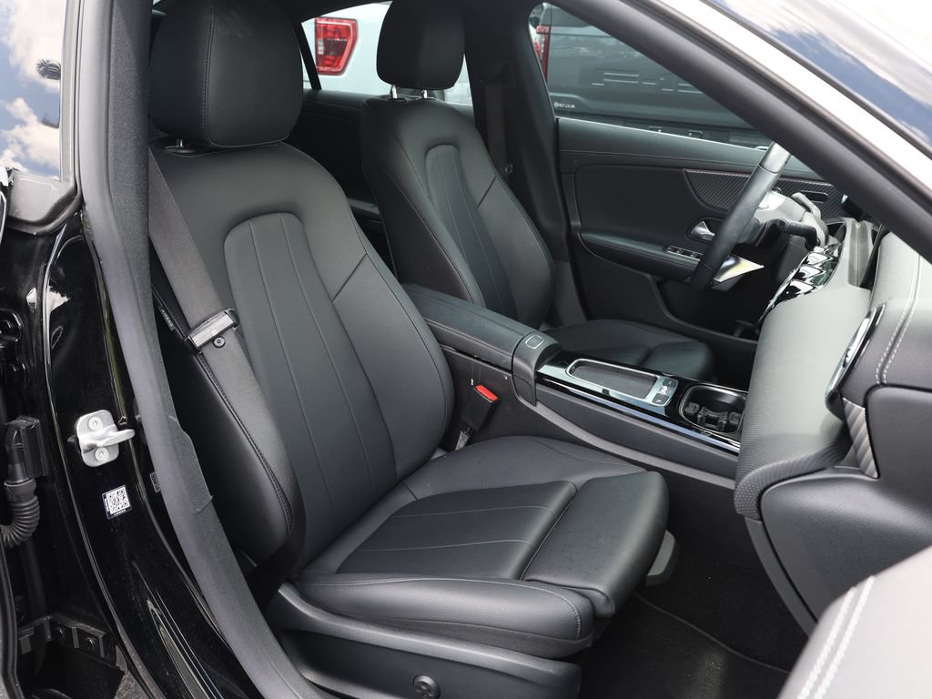 Used 2024 Mercedes-Benz CLA 250 image 21