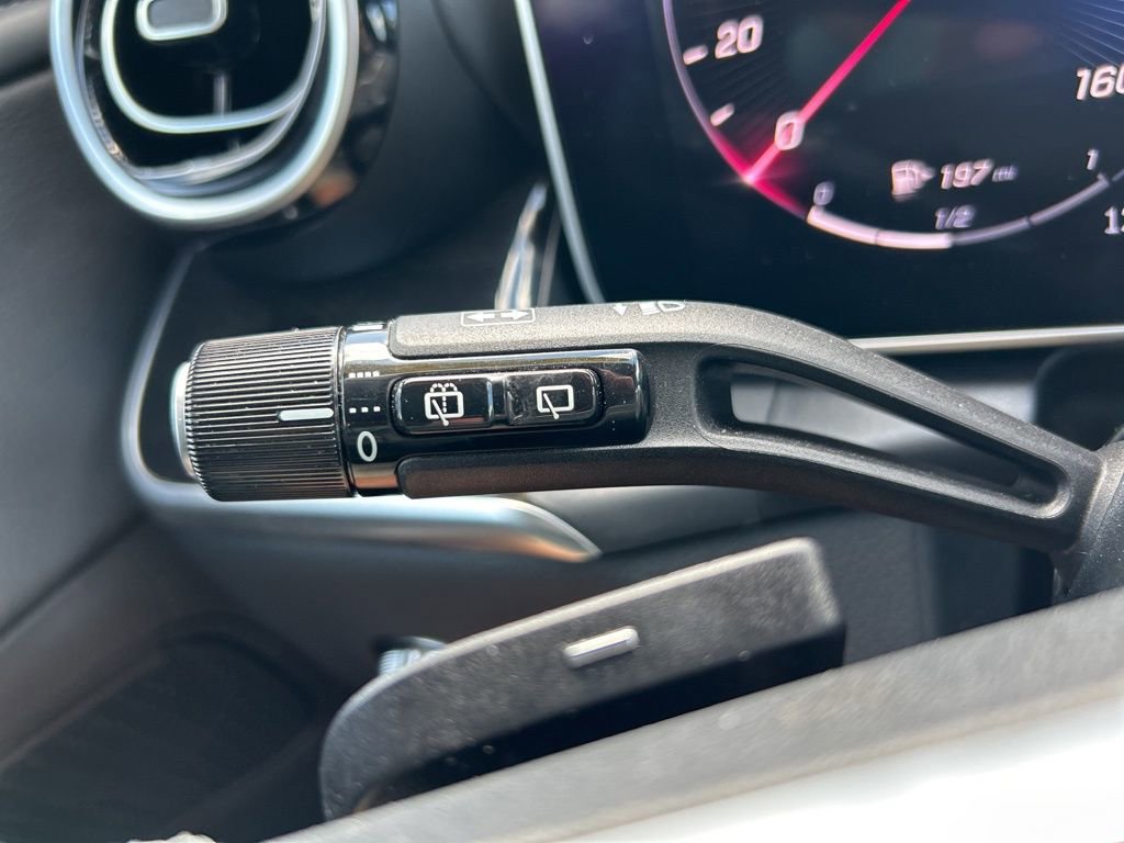 Used 2024 Mercedes-Benz GLC 300 4MATIC image 22