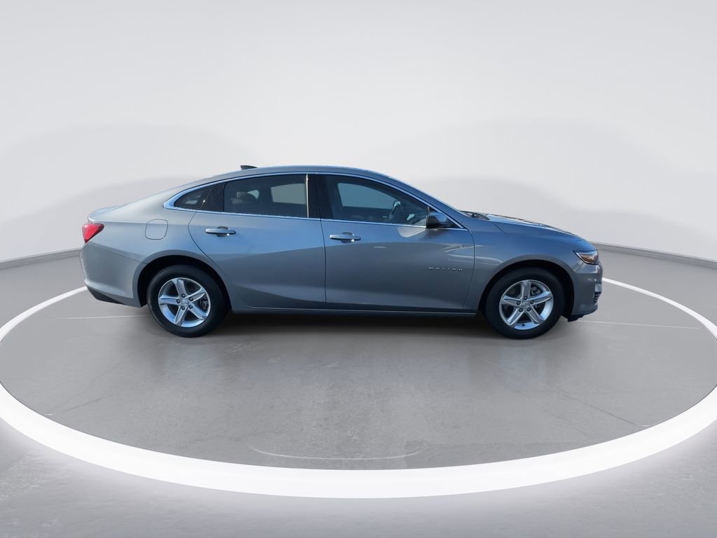 Used 2024 Chevrolet Malibu LS image 9