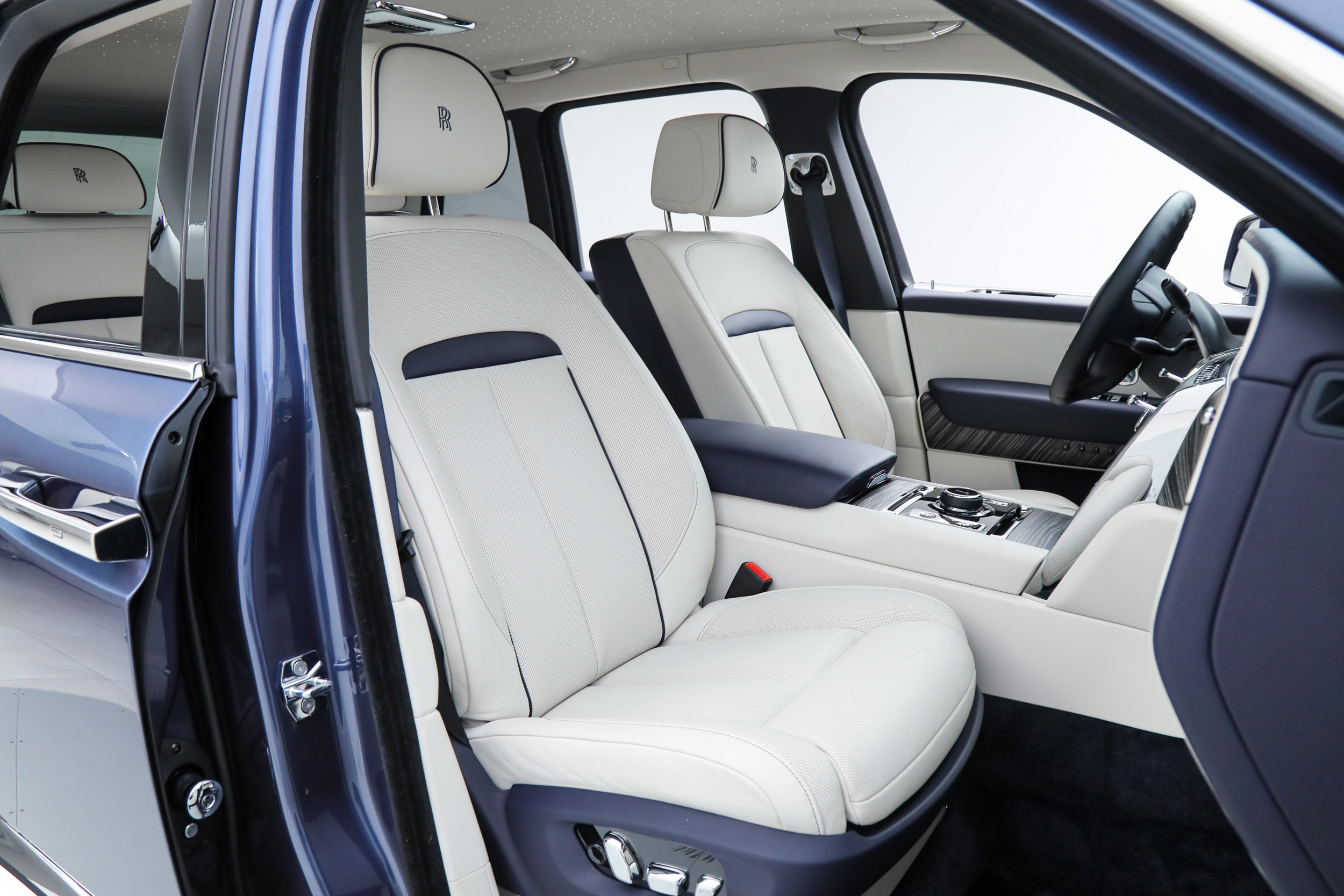 Used 2026 Rolls-Royce Cullinan AWD/4WD image 20