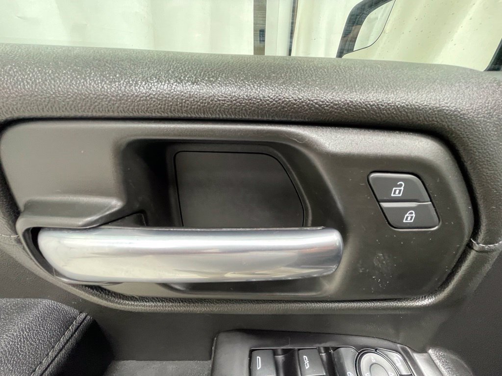 Used 2019 Chevrolet Silverado 1500 RST w/ All-Star Edition AWD/4WD image 14