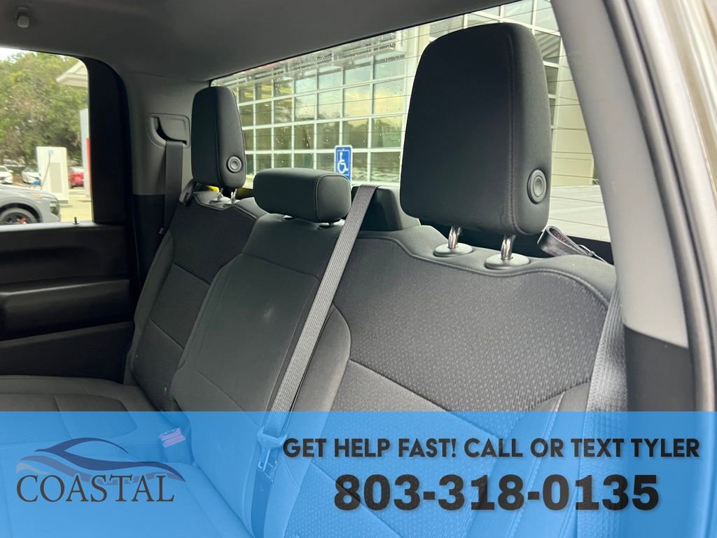 Used 2022 Chevrolet Silverado 2500 Custom w/ Custom Value Package image 18