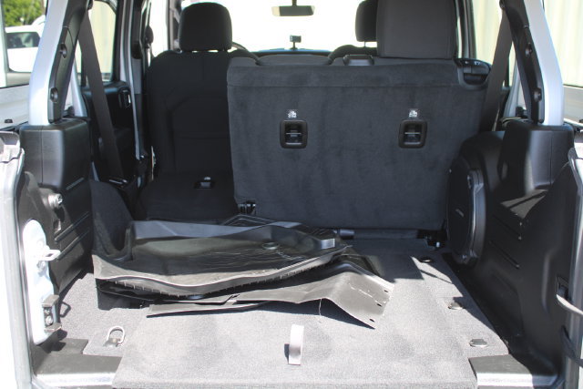 Used 2022 Jeep Wrangler Unlimited Sport AWD/4WD image 49