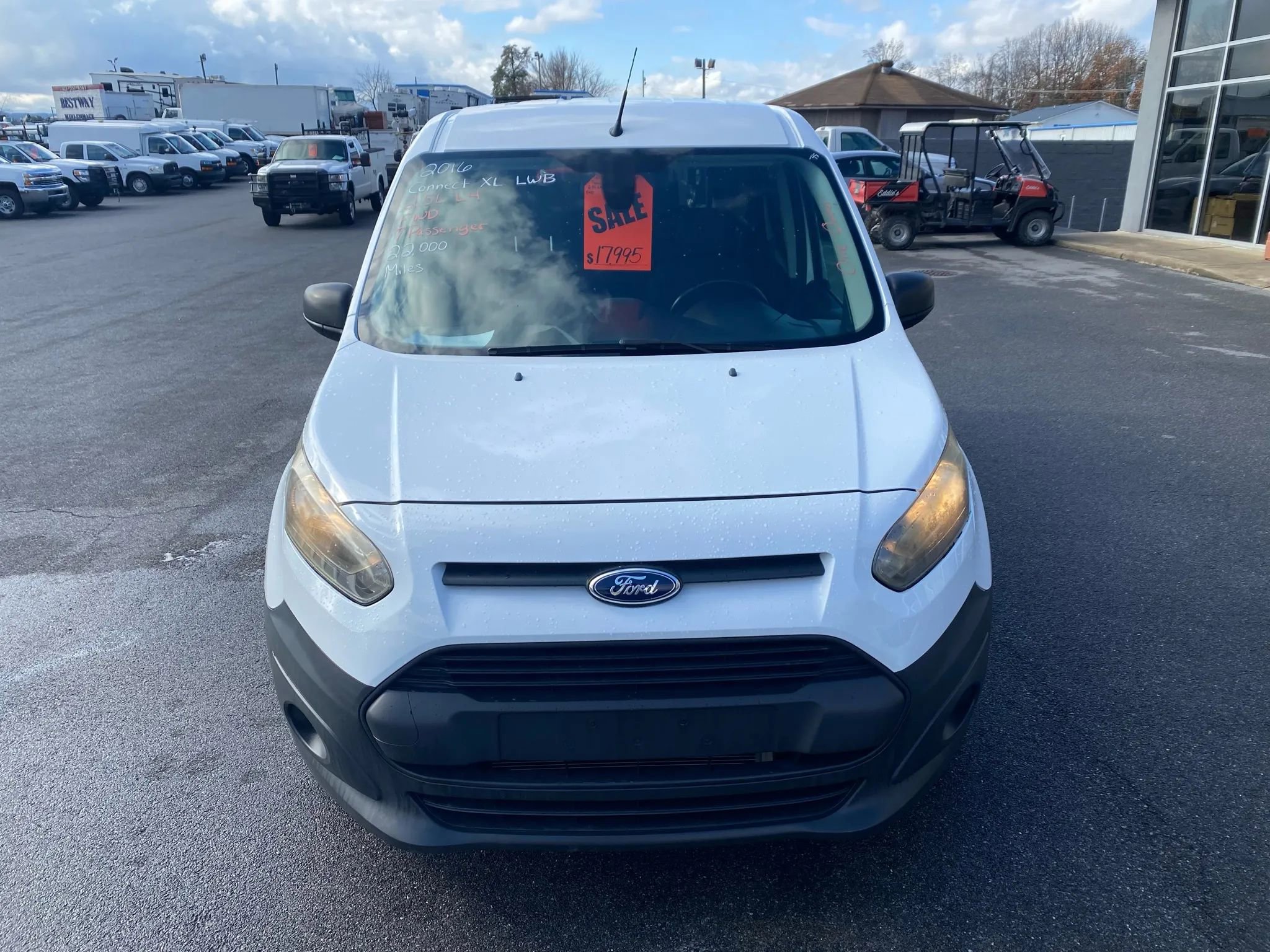 Used 2016 Ford Transit Connect XL image 2