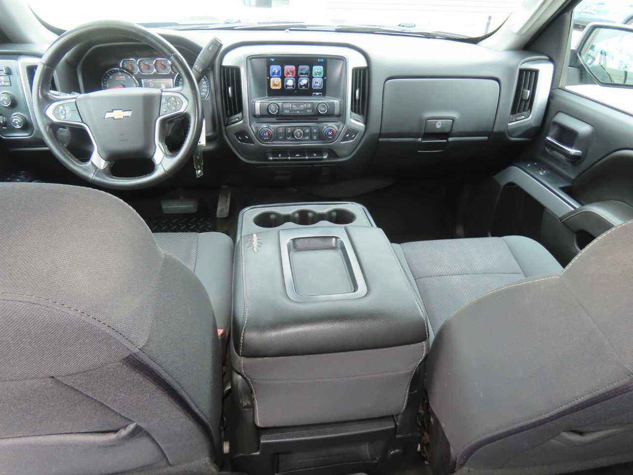 Used 2017 Chevrolet Silverado 1500 LT w/ All Star Edition AWD/4WD image 23