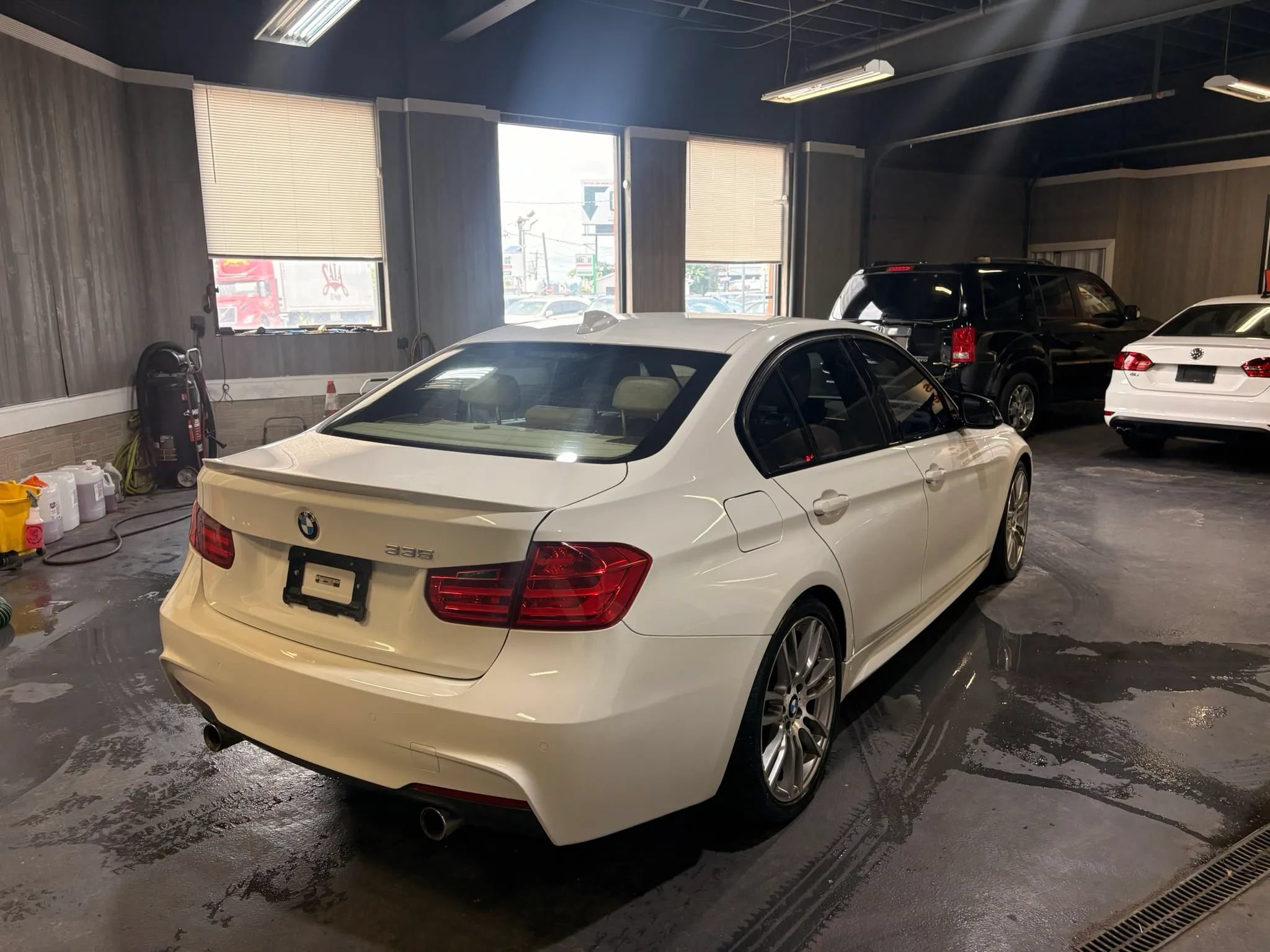 Used 2014 BMW 335i Sedan RWD image 6