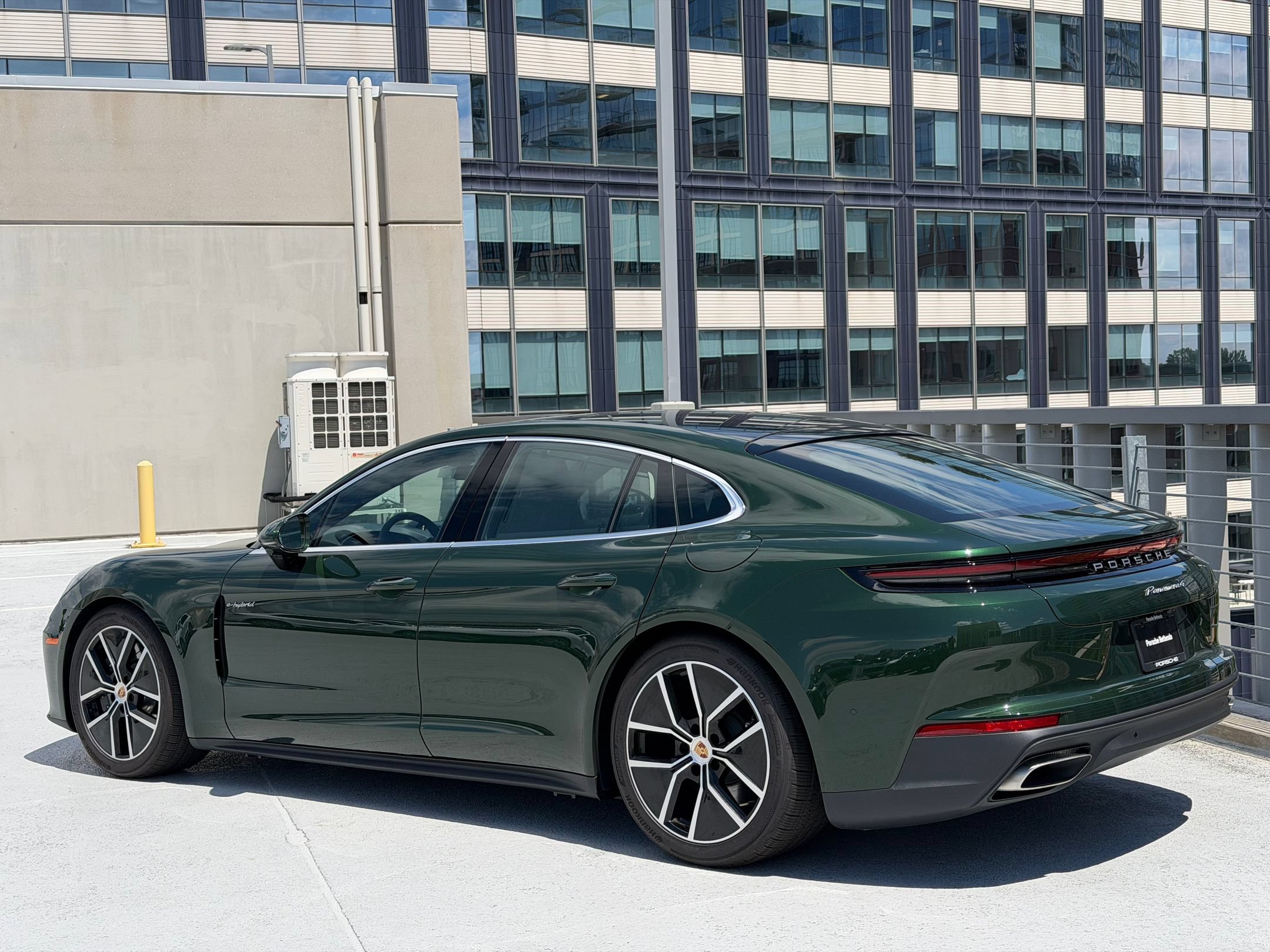 New 2026 Porsche Panamera 4 AWD/4WD image 3
