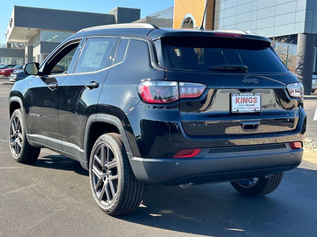 New 2026 Jeep Compass Limited w/ Sun, Sound & Navigation Group AWD/4WD image 5