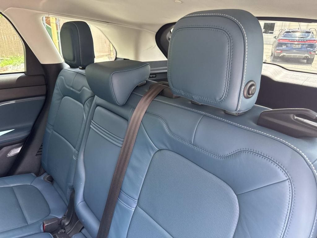 Certified 2020 Lincoln Corsair Reserve w/ Beyond Blue Interior Package FWD image 14