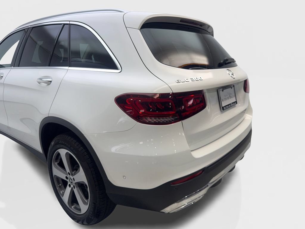 Used 2022 Mercedes-Benz GLC 300 w/ Premium Package Lite image 19