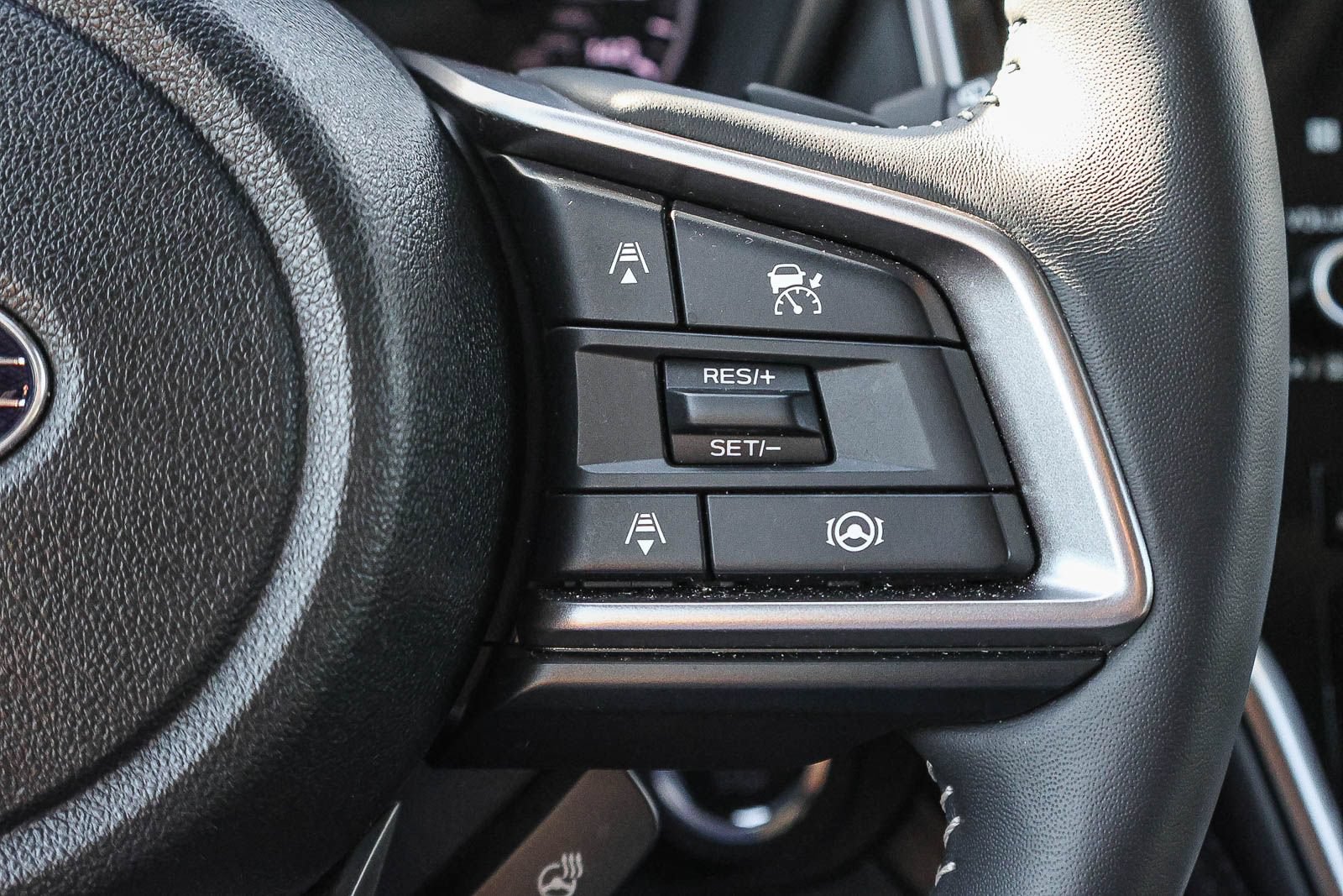 Used 2025 Subaru Outback Touring XT AWD/4WD image 32