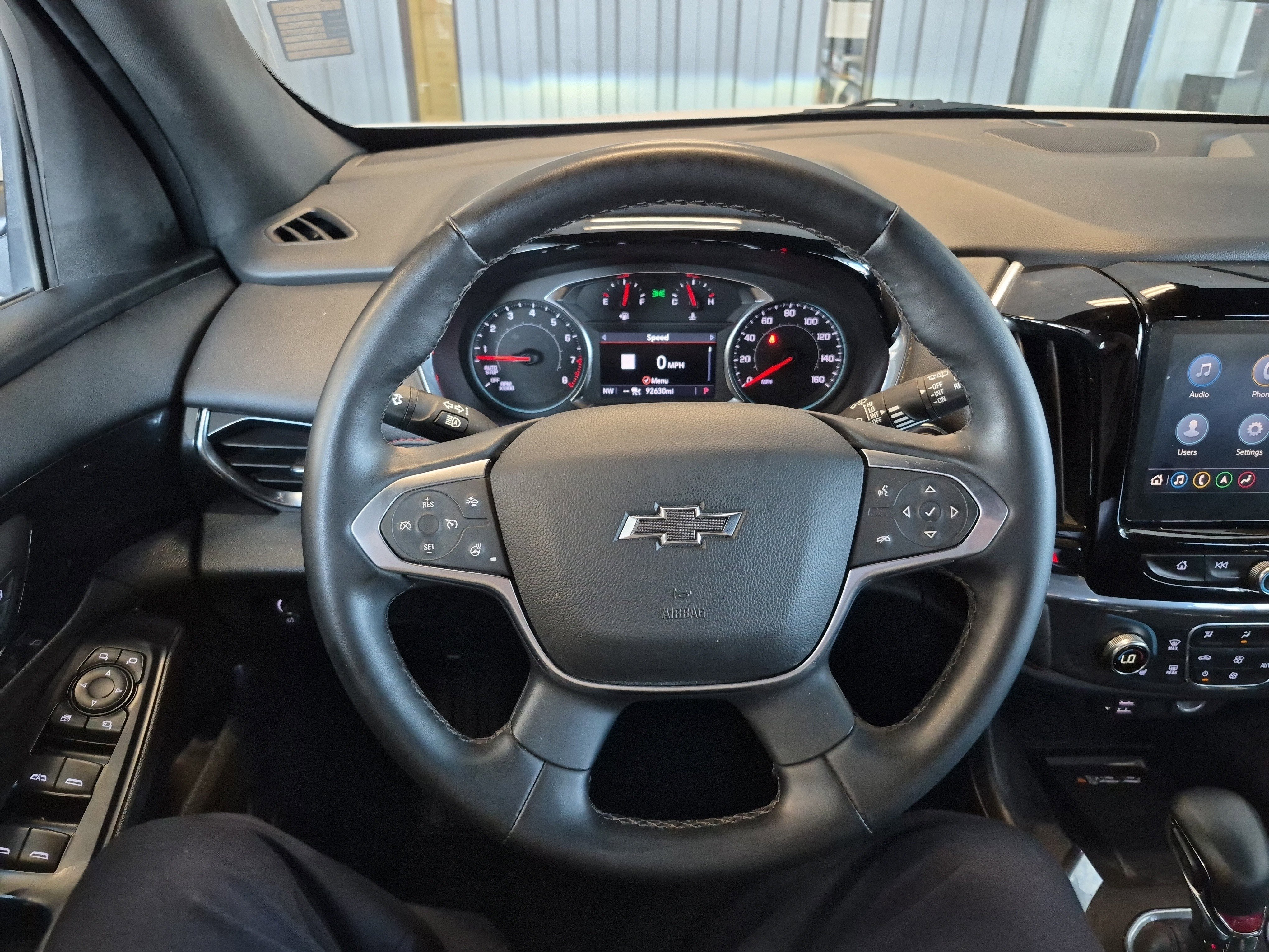 Used 2023 Chevrolet Traverse RS image 27