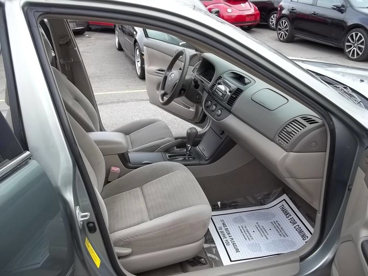 Used 2005 Toyota Camry LE image 10