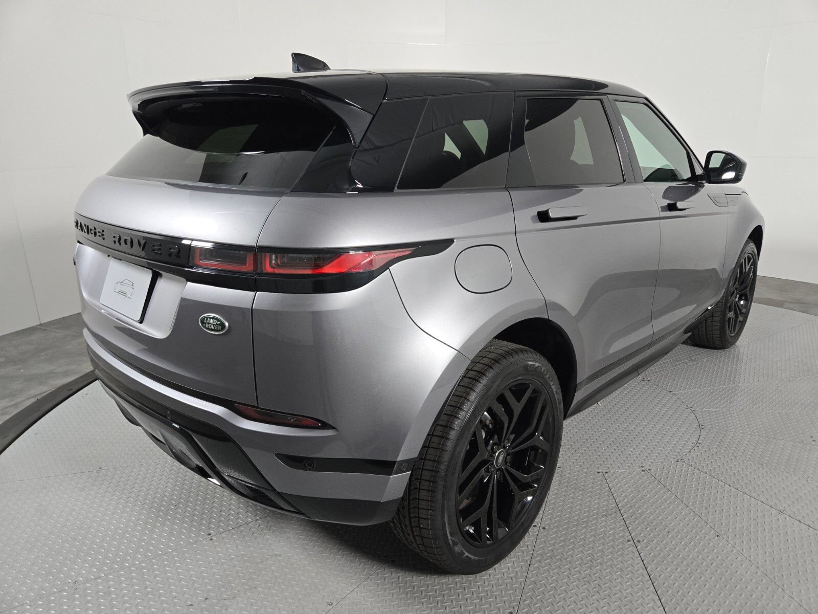 Used 2021 Land Rover Range Rover Evoque R-Dynamic SE AWD/4WD image 5
