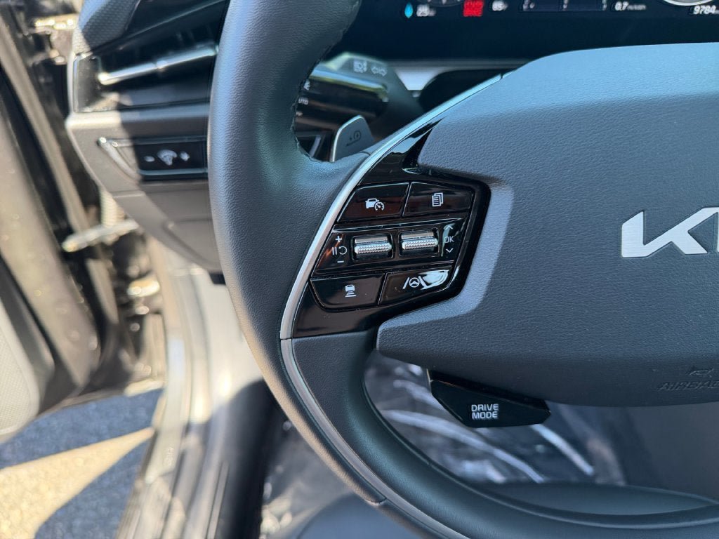 Used 2025 Kia Niro Wind FWD image 16