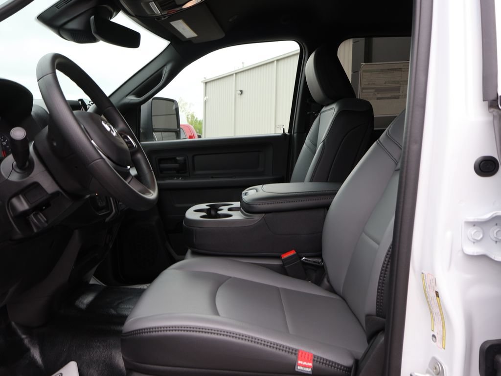 New 2026 RAM 3500 Tradesman AWD/4WD image 22