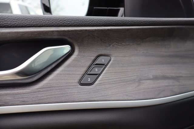 New 2026 Jeep Grand Cherokee Limited image 10