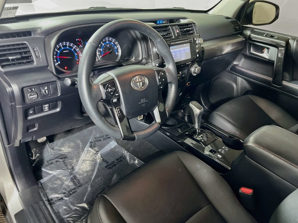 Certified 2019 Toyota 4Runner TRD Off-Road Premium AWD/4WD image 9