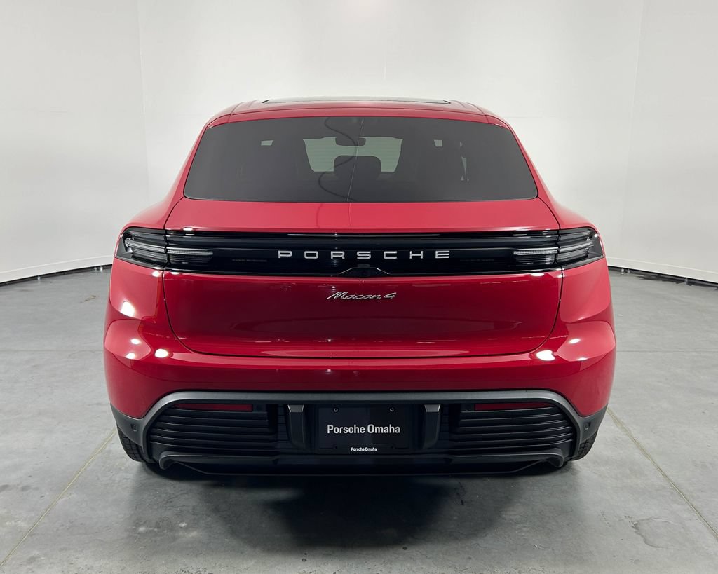 New 2026 Porsche Macan 4 Electric AWD/4WD image 6