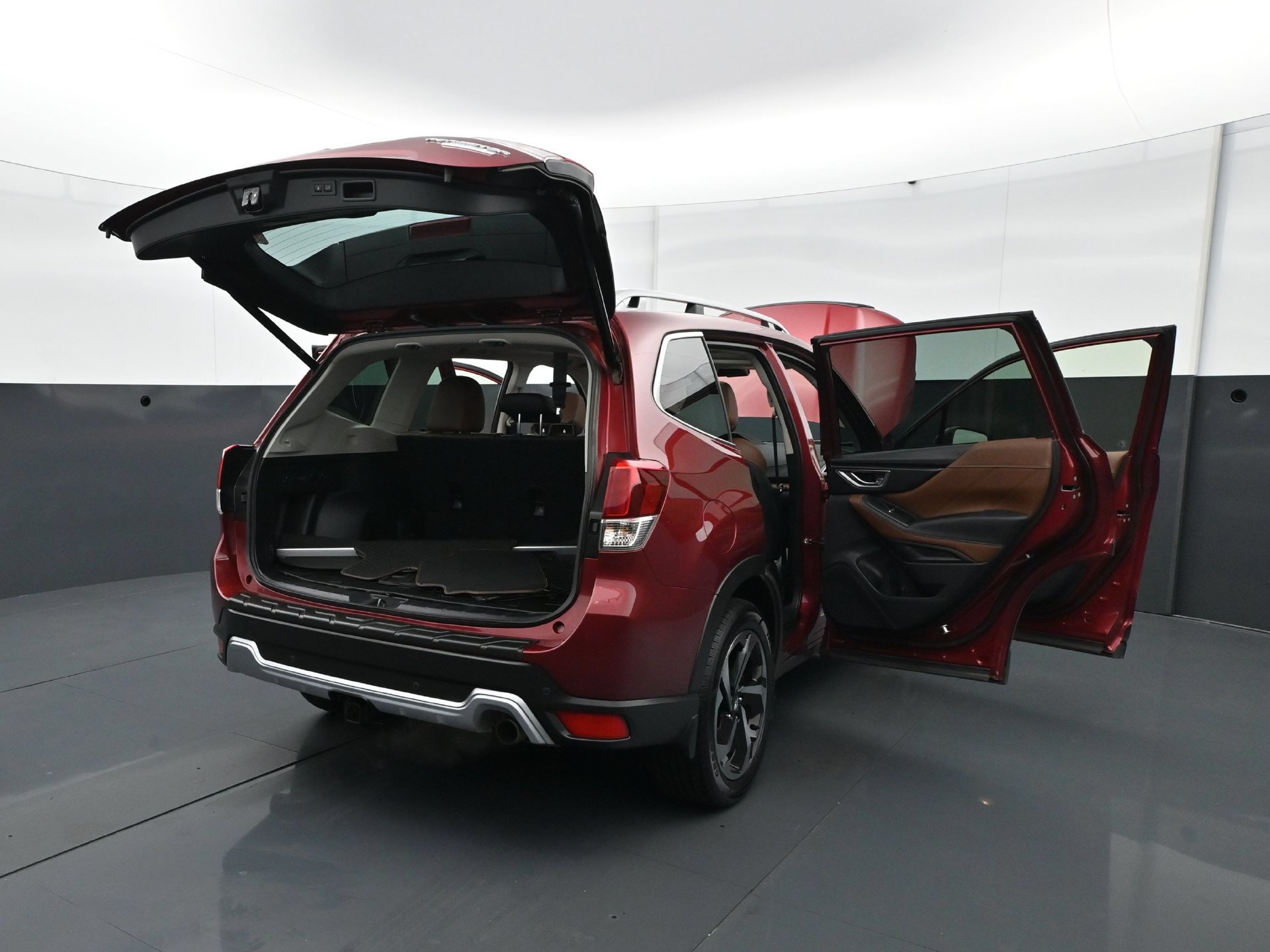 Used 2023 Subaru Forester Touring AWD/4WD image 36