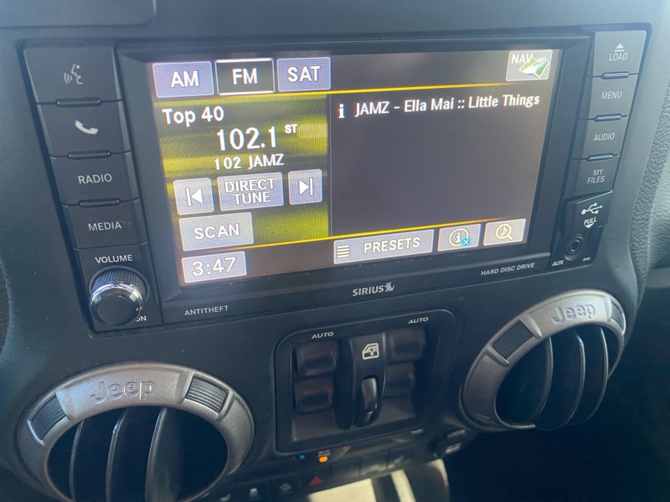 Used 2018 Jeep Wrangler Unlimited Sport AWD/4WD image 21