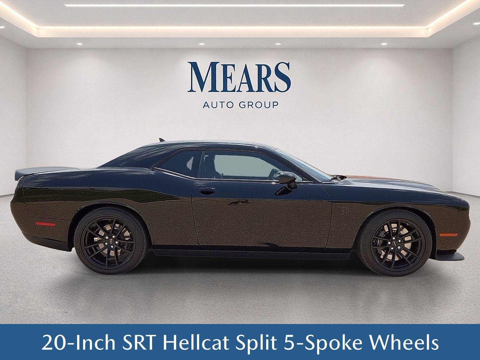 Used 2023 Dodge Challenger SRT Hellcat RWD image 7