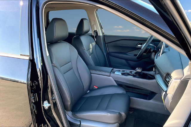 New 2026 Nissan Rogue Dark Armor FWD image 11