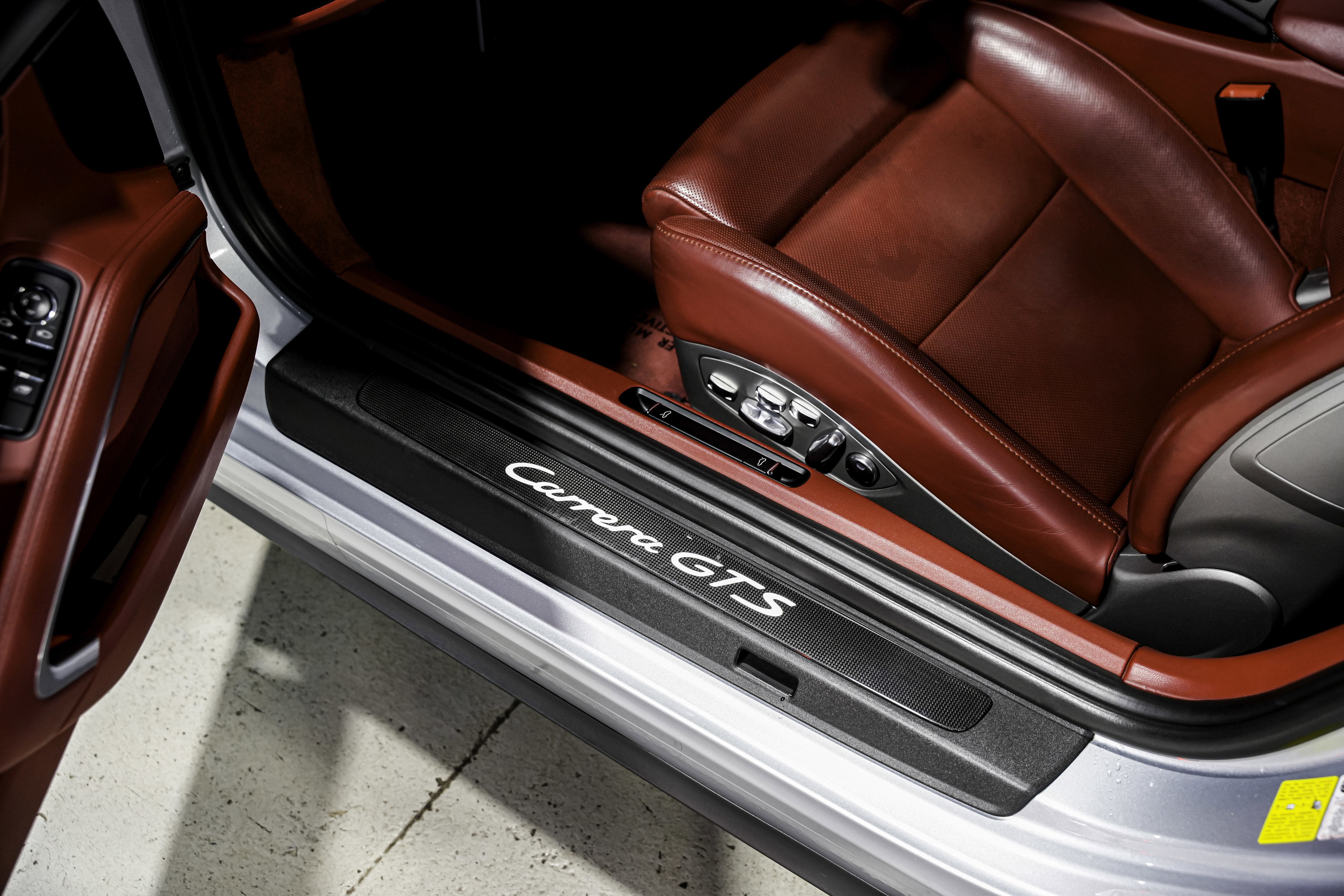 Used 2016 Porsche 911 Carrera GTS image 26