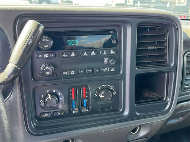 Used 2005 GMC Sierra 3500 W/T image 27