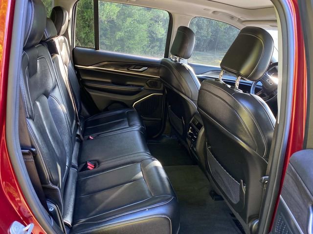 Used 2022 Jeep Grand Cherokee Limited RWD image 34