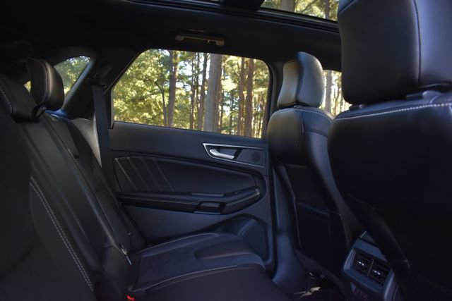 Used 2022 Ford Edge ST w/ Equipment Group 401A image 24