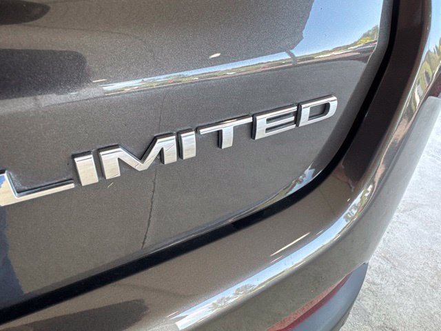 Used 2022 Jeep Compass Limited AWD/4WD image 32