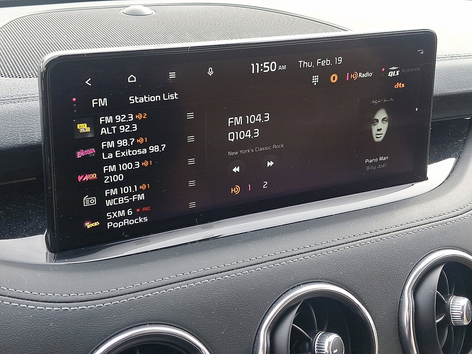 Used 2023 Kia Stinger GT2 image 18