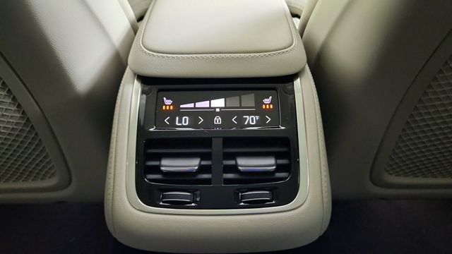 New 2026 Volvo XC90 B6 Ultra w/ Protection Package AWD/4WD image 33