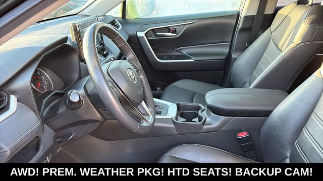 Used 2021 Toyota RAV4 XLE Premium image 24