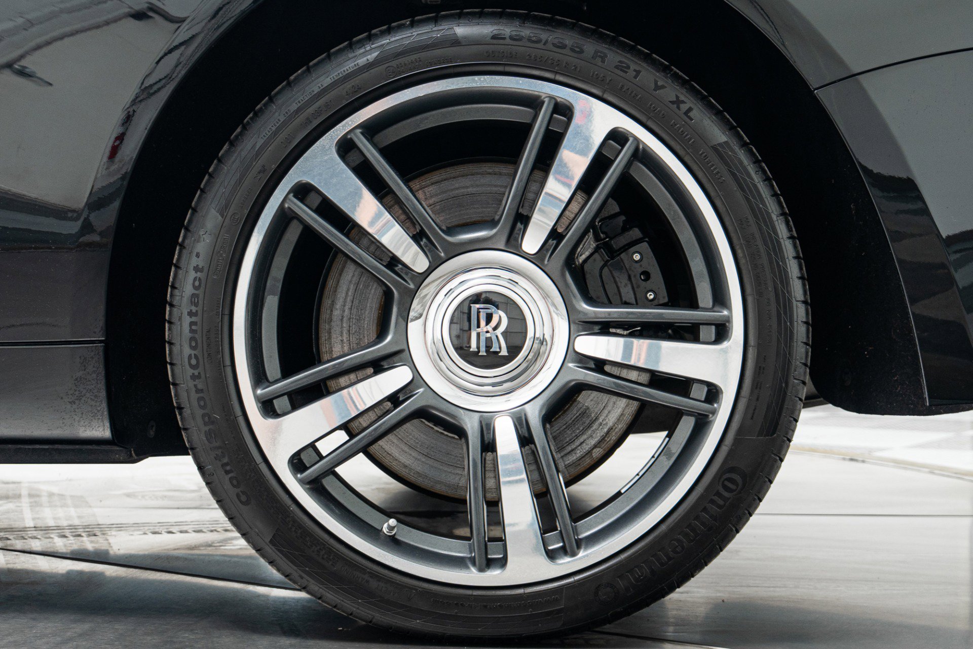 Used 2015 Rolls-Royce Wraith image 11