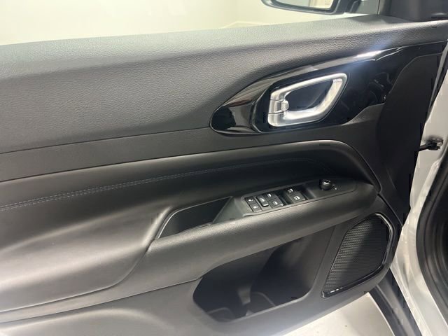 New 2026 Jeep Compass Latitude AWD/4WD image 6