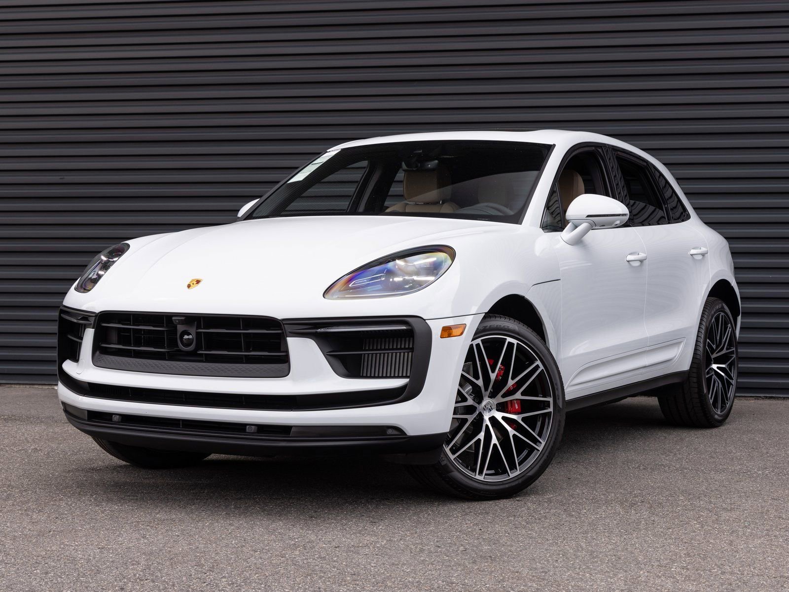 Certified 2026 Porsche Macan S image 1