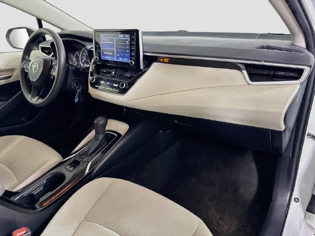 Used 2020 Toyota Corolla LE FWD image 28