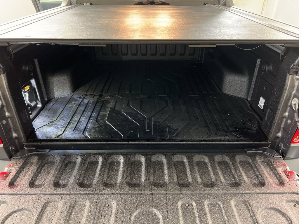 New 2026 Ford Maverick Lariat w/ Black Appearance Package image 36