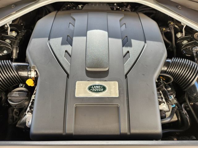 Used 2023 Land Rover Range Rover SE image 30