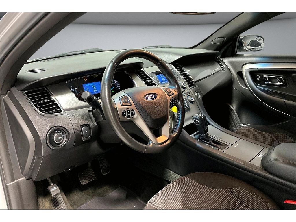 Used 2013 Ford Taurus SEL image 15